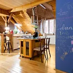 Rooftop 180m2 Loft With Private Sauna, Apartment