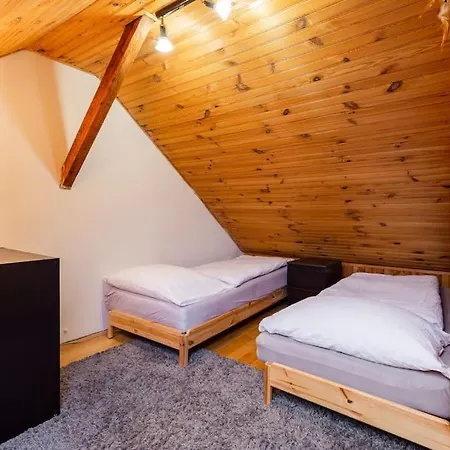 Lägenhet Rooftop 180m2 Loft With Private Sauna, Bratislava
