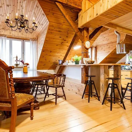 Rooftop 180m2 Loft With Private Sauna, Lägenhet Bratislava