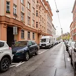 Apartman Rooftop 180m2 Loft With Private Sauna, Pozsony