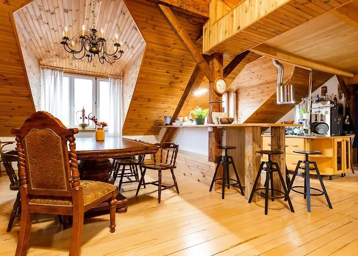 Rooftop 180m2 Loft With Private Sauna, Appartamento Bratislava