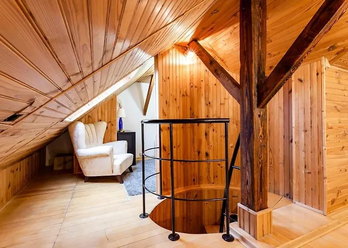 Rooftop 180m2 Loft With Private Sauna, 브라티슬라바